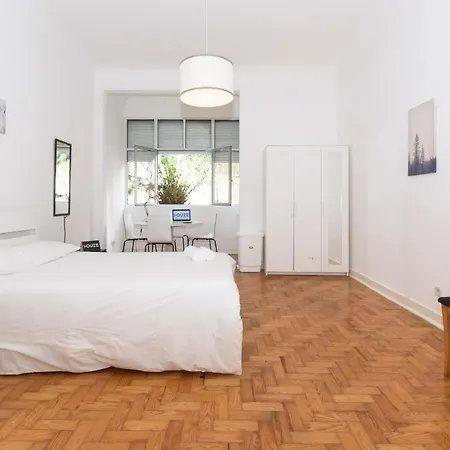 Daire Houze_historical Lisbon, Flat W/ Private Patio *